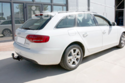 Tažné zařízení Audi A4 Allroad 2009/06-2015/12 (B8), bajonet, Aragon