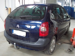 Tažné zařízení Citroen Xsara Picasso 1999-2011, odnímatelný bajonet, Galia