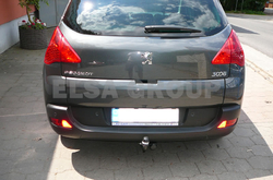 Tažné zařízení Peugeot 3008 2009-2016 , pevné 2 šr., BRINK